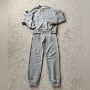 Alo grey Sweatshirt and Sweatpants Set